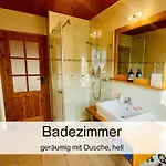 דירה Winterbergblick, Nationalpark Saechsische Schweiz, 5 Und Gemeinschaftsraum, Boulderraum Und Sauna Im Haus הינטרהרמסדורף
