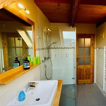 Winterbergblick, Nationalpark Saechsische Schweiz, 5 Und Gemeinschaftsraum, Boulderraum Und Sauna Im Haus